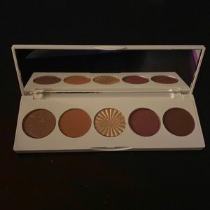 Eyeshadow palette